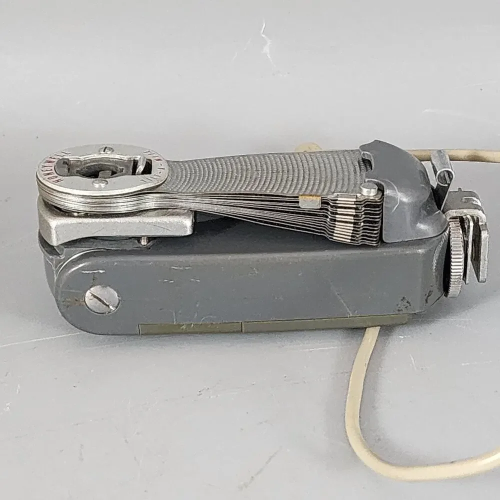 Honeywell Tilt-A-Mite Camera Flash Unit Collapsible Fan - Untested